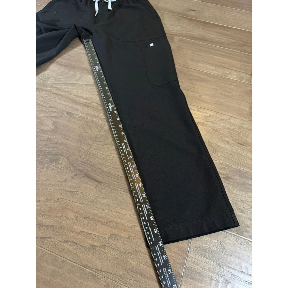 FIGS Cairo Cargo Scrub Pants Mens Medium Black Technical Collection 1000200R